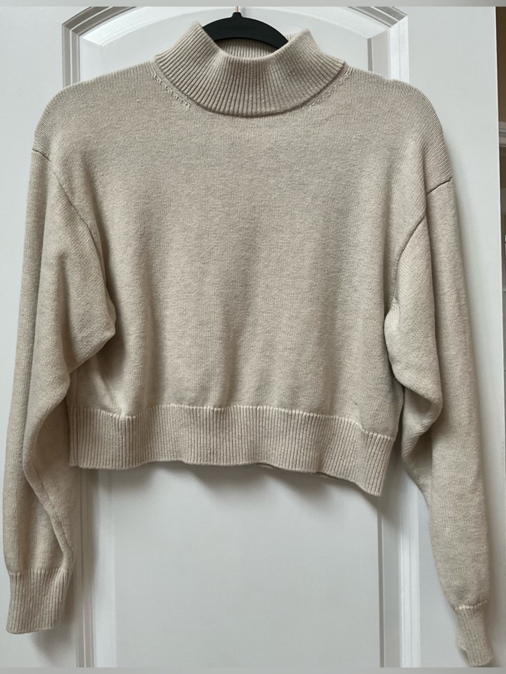 Aritzia Wilfred Free Harper Sweater